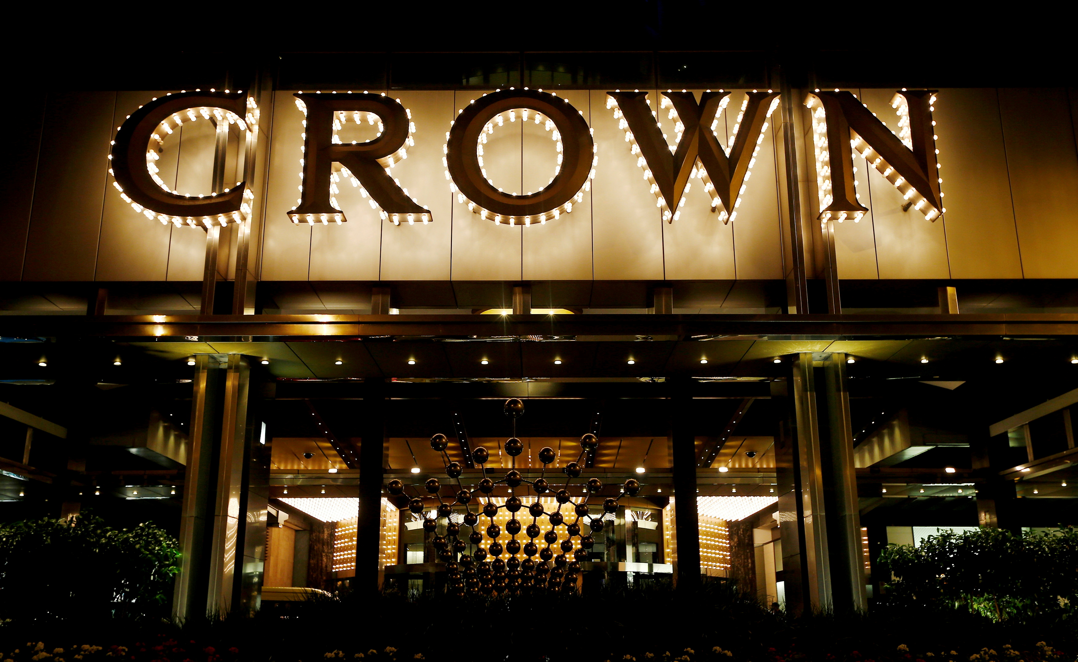 Crown Casino Melbourne: An Iconic Destination on the Banks of the Yarra River